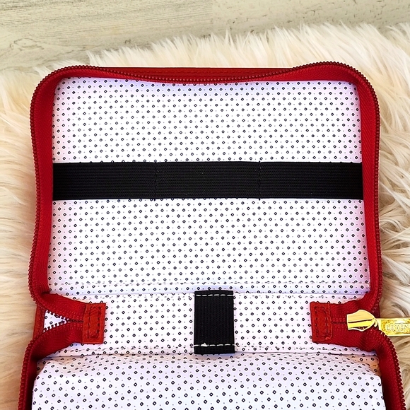 NWOT LEVENGER LEATHER CHARLOTTE TECH CASE - Picture 9 of 15